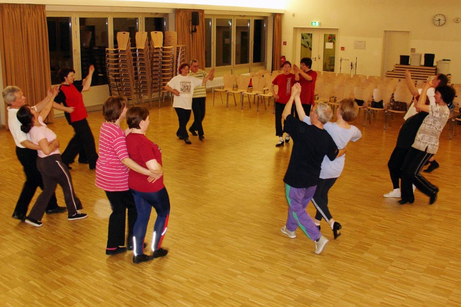 Tanztraining der Folkloretanzgruppe Köpenick